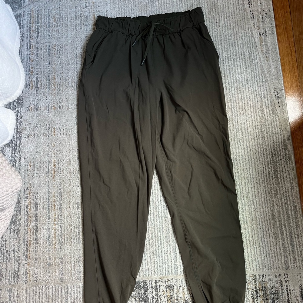 lululemon joggers